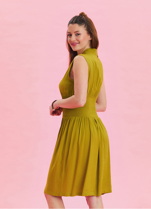 Olive Summer Dress with Stand Collar and Zipper Detail 4441